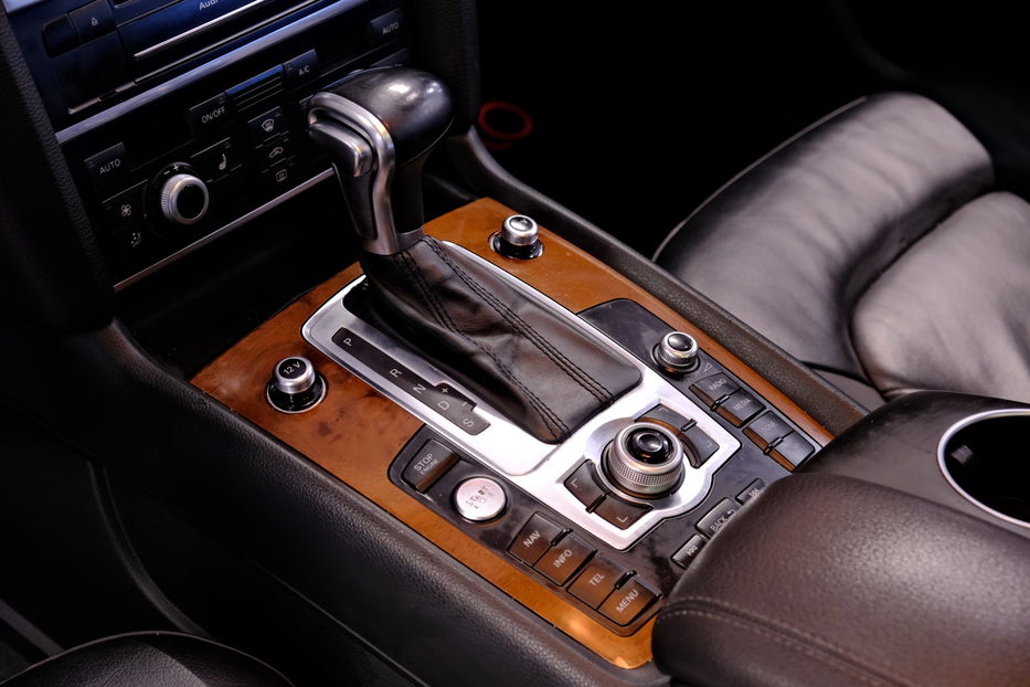 Продам Audi Q7 2014 года в Одессе