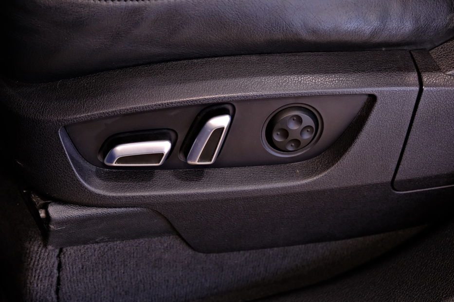 Продам Audi Q7 2014 года в Одессе