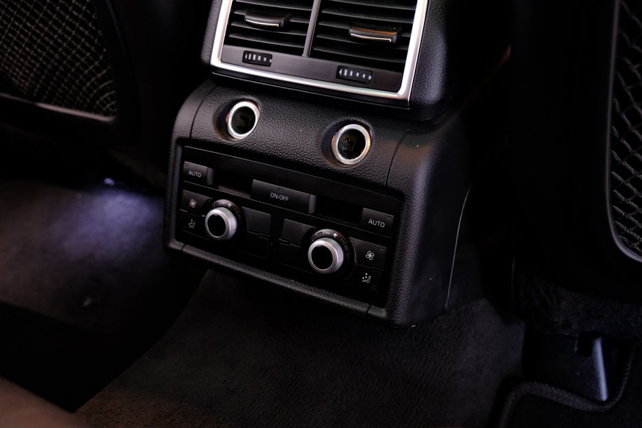 Продам Audi Q7 2014 года в Одессе