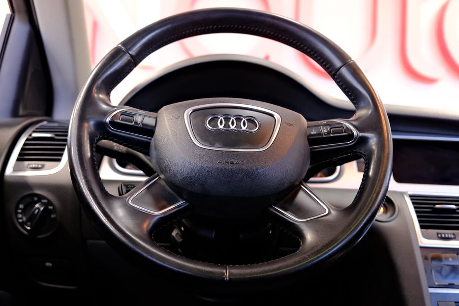 Продам Audi Q7 2014 года в Одессе