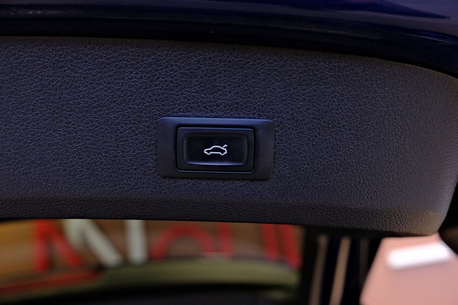 Продам Audi Q7 2014 года в Одессе