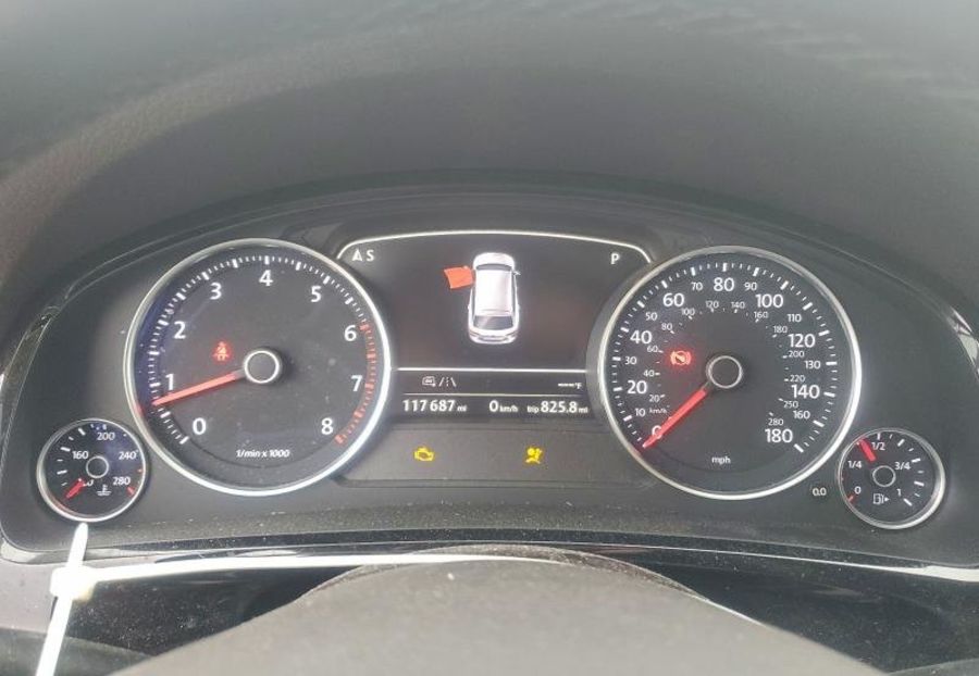 Продам Volkswagen Touareg SPORT 2016 года в Киеве