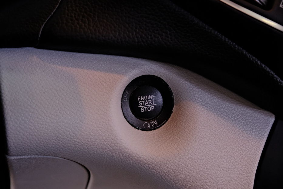 Продам Jeep Cherokee 2022 года в Одессе