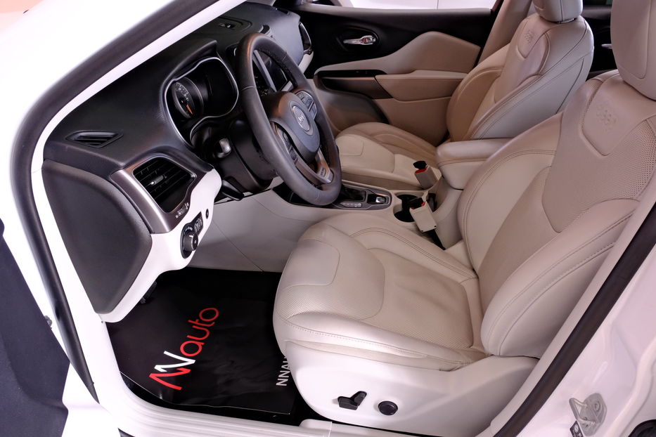 Продам Jeep Cherokee 2022 года в Одессе