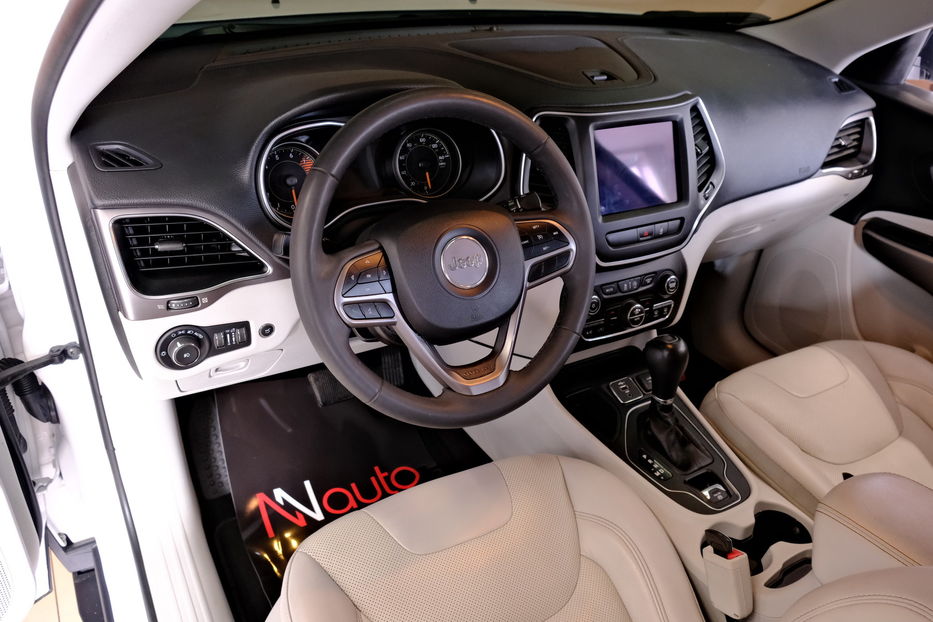 Продам Jeep Cherokee 2022 года в Одессе