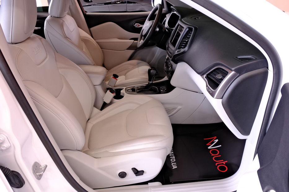 Продам Jeep Cherokee 2022 года в Одессе