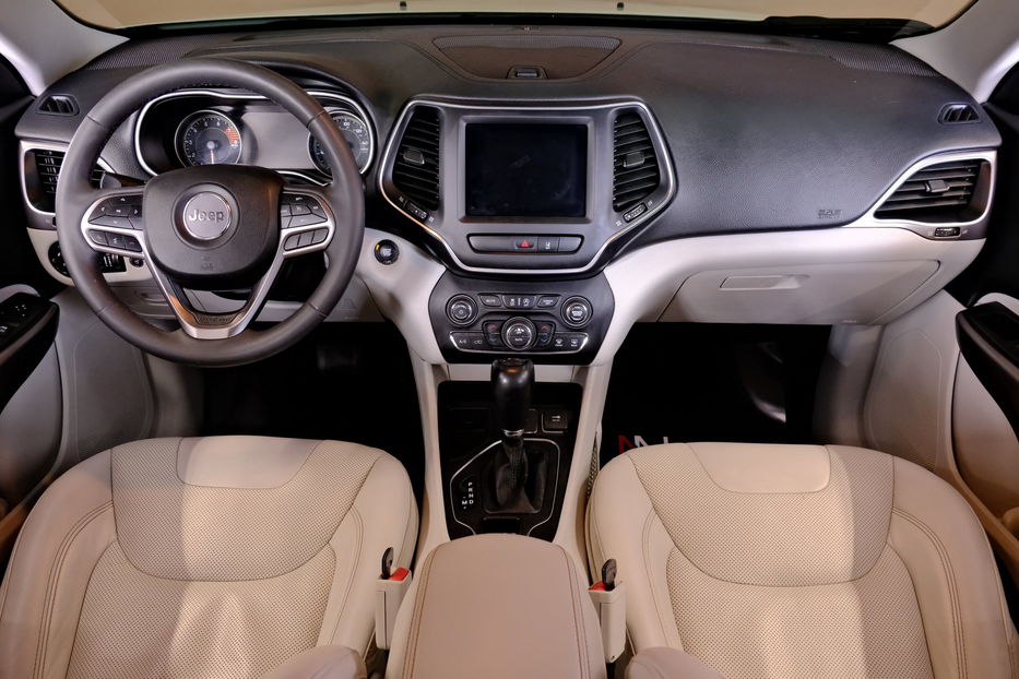 Продам Jeep Cherokee 2022 года в Одессе