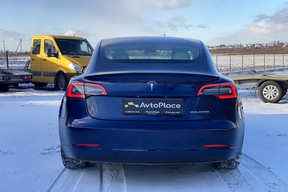 Продам Tesla Model 3 Performance 2019 года в Луцке