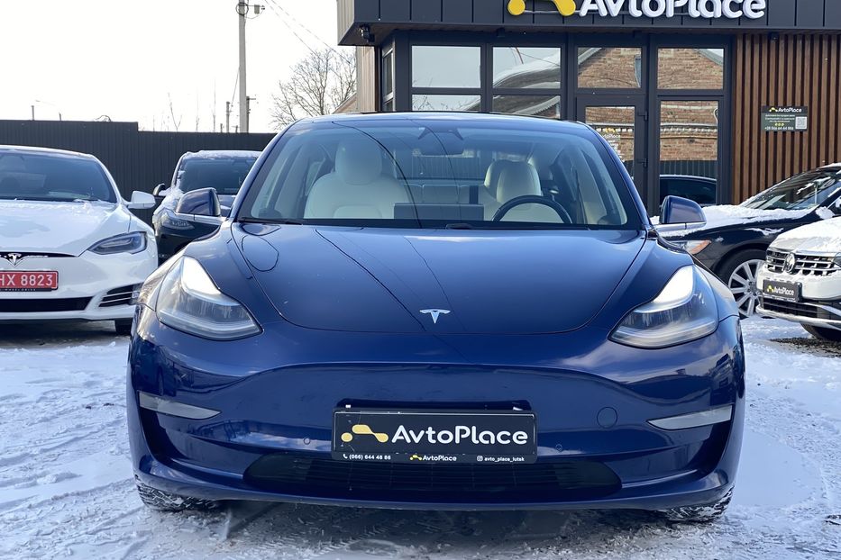 Продам Tesla Model 3 Performance 2019 года в Луцке