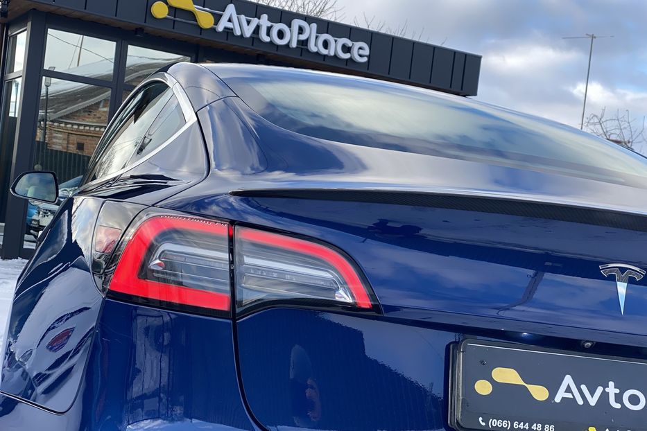 Продам Tesla Model 3 Performance 2019 года в Луцке
