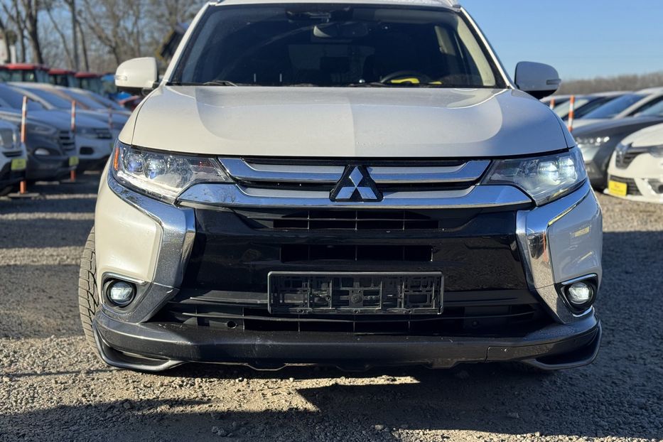 Продам Mitsubishi Outlander (COMIS) 4х4 2017 года в г. Умань, Черкасская область