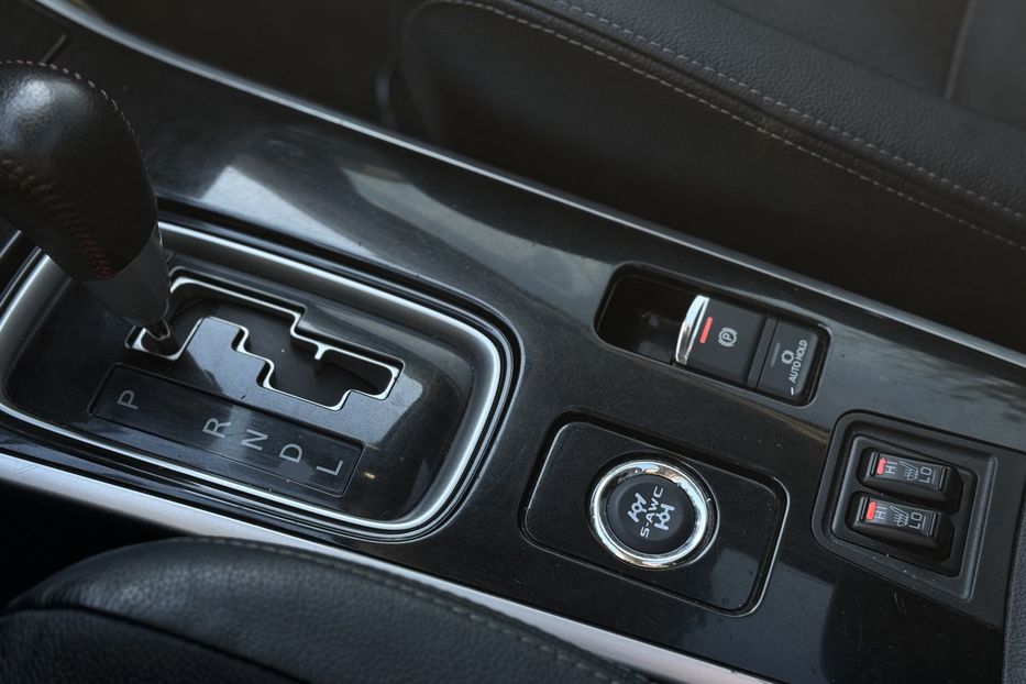 Продам Mitsubishi Outlander (COMIS) 4х4 2017 года в г. Умань, Черкасская область