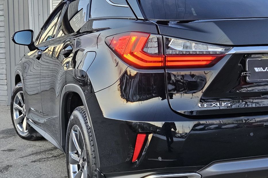 Продам Lexus RX 300 Офіційний 2018 года в Киеве