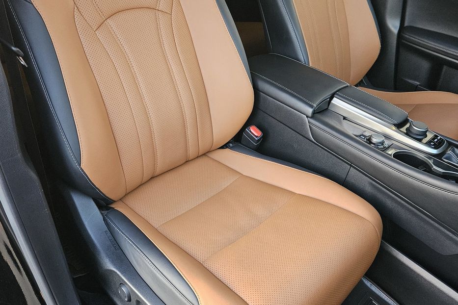 Продам Lexus RX 300 Офіційний 2018 года в Киеве