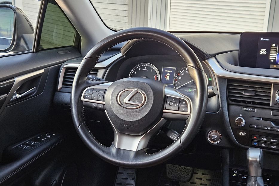 Продам Lexus RX 300 Офіційний 2018 года в Киеве