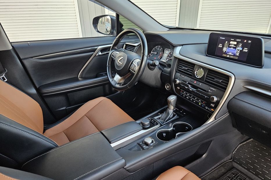 Продам Lexus RX 300 Офіційний 2018 года в Киеве