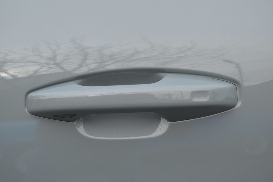 Продам Volvo XC60 XC40 Elektro 70 kWh 2023 года в Одессе