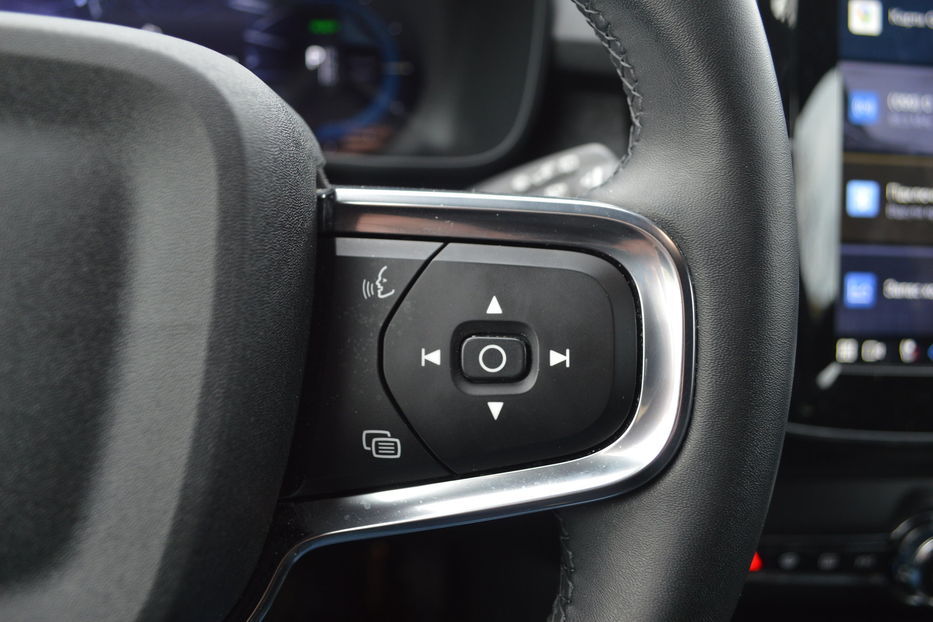 Продам Volvo XC60 XC40 Elektro 70 kWh 2023 года в Одессе