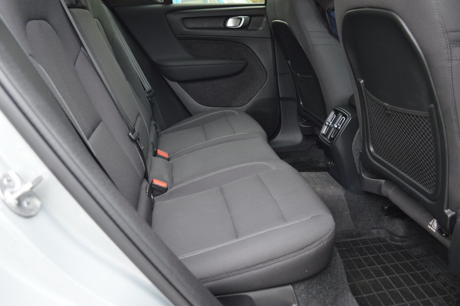 Продам Volvo XC60 XC40 Elektro 70 kWh 2023 года в Одессе