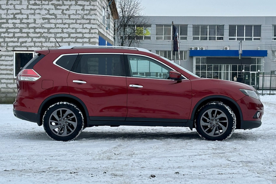 Продам Nissan Rogue 2.5 CVT (170 к.с.) 4WD • SL 2016 года в Киеве