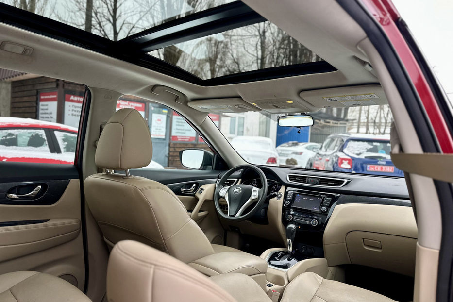 Продам Nissan Rogue 2.5 CVT (170 к.с.) 4WD • SL 2016 года в Киеве