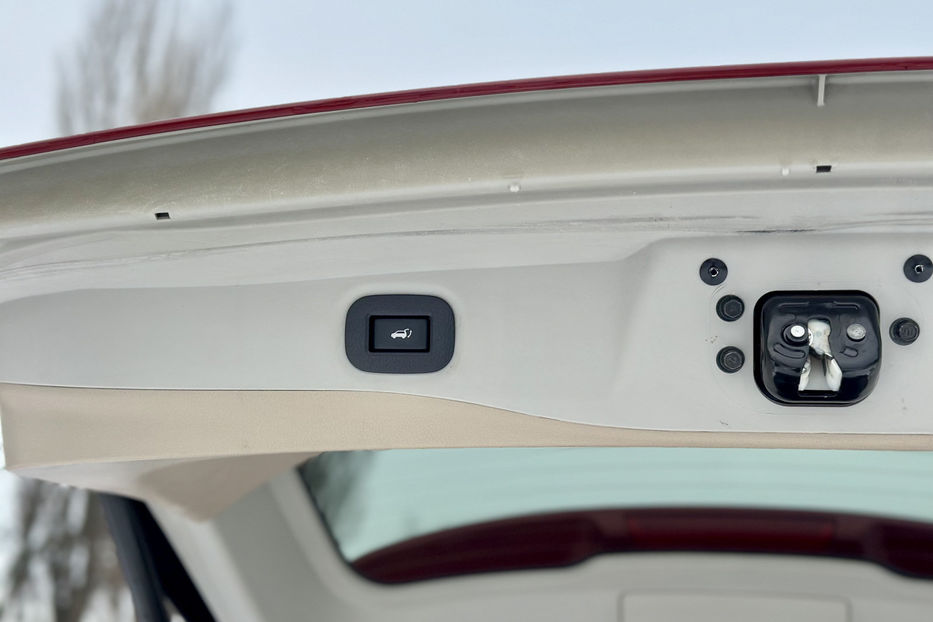 Продам Nissan Rogue 2.5 CVT (170 к.с.) 4WD • SL 2016 года в Киеве