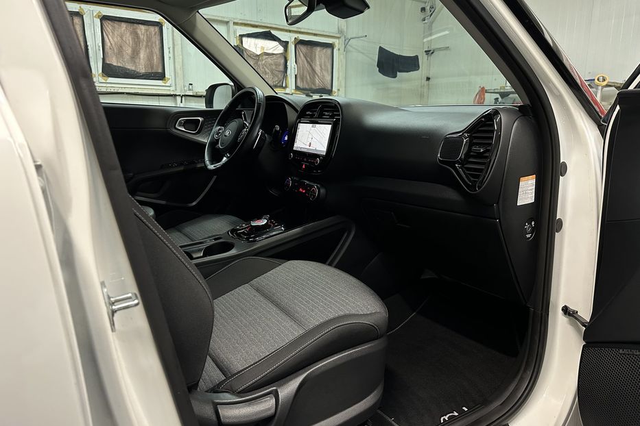 Продам Kia Soul 64кВт Підігрівсидінь/Керма 2021 года в Львове