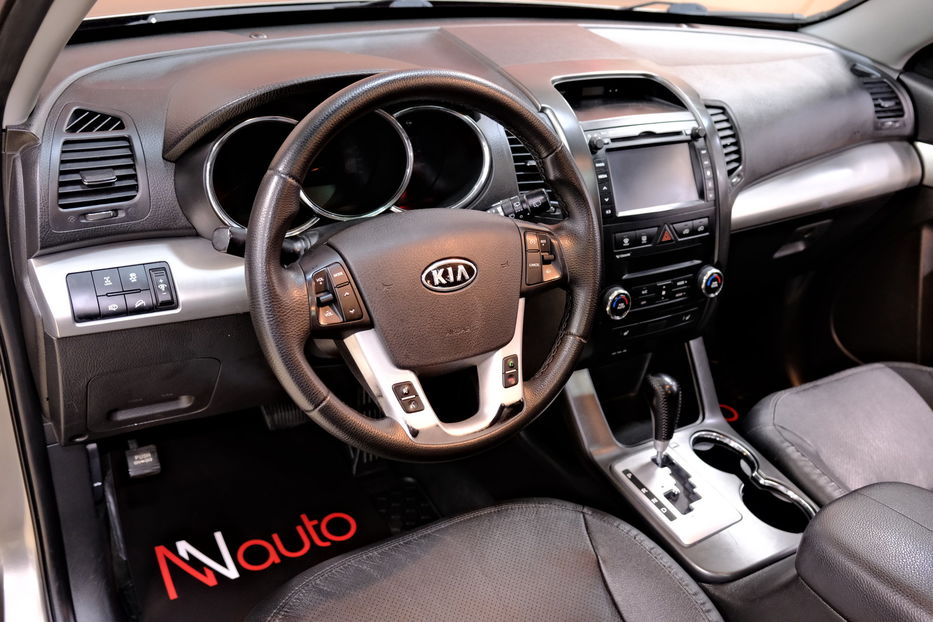 Продам Kia Sorento 2012 года в Одессе