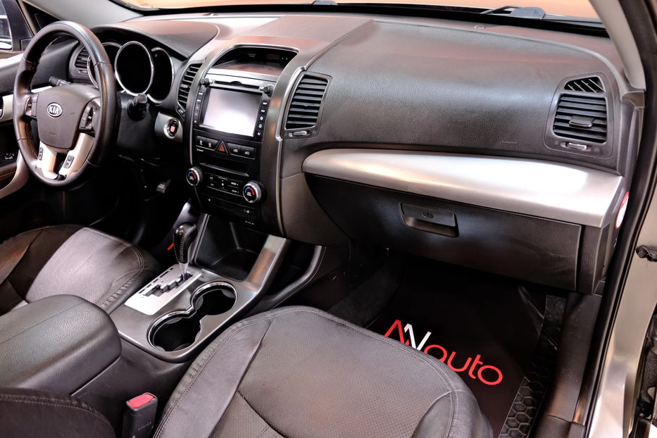 Продам Kia Sorento 2012 года в Одессе
