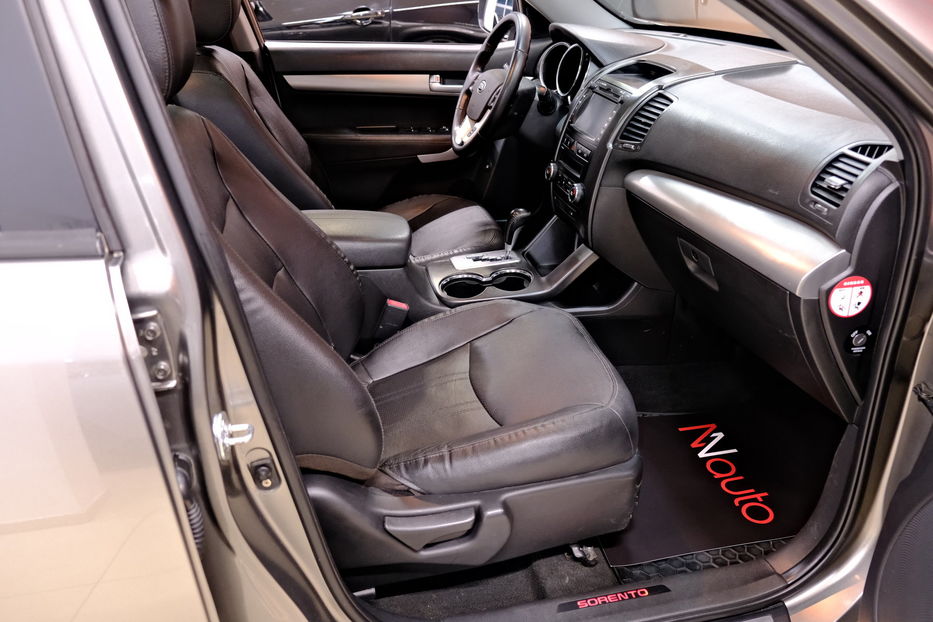 Продам Kia Sorento 2012 года в Одессе