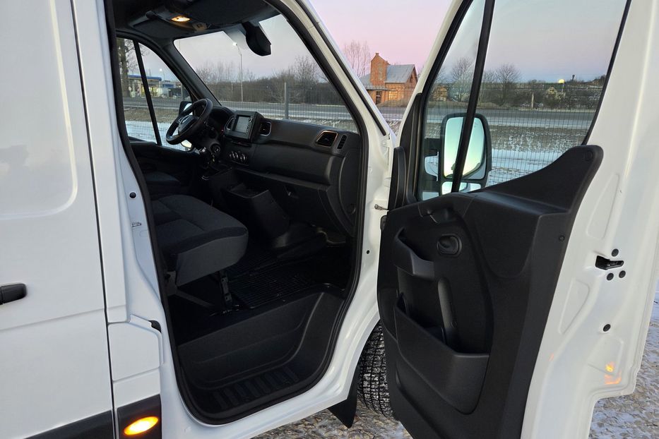 Продам Renault Master груз. L3H2  2020 года в Львове
