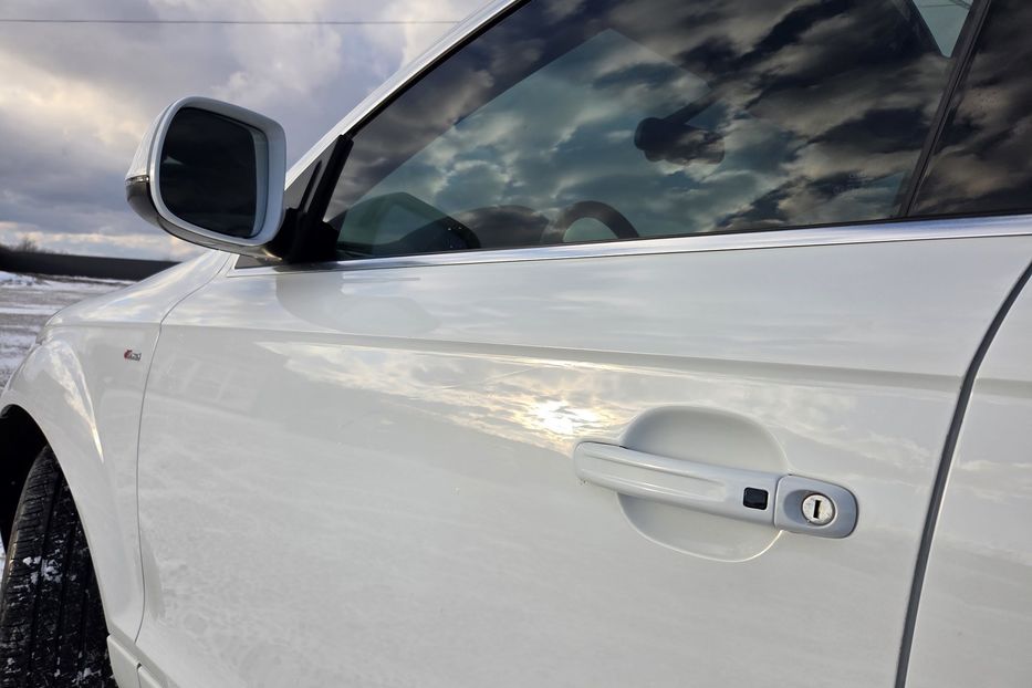 Продам Audi Q7 S-line 2014 года в Львове