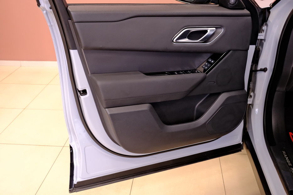 Продам Land Rover Velar 2023 года в Одессе