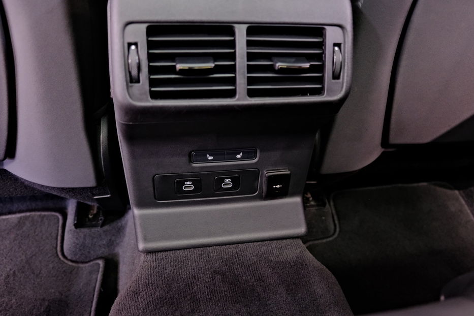 Продам Land Rover Velar 2023 года в Одессе