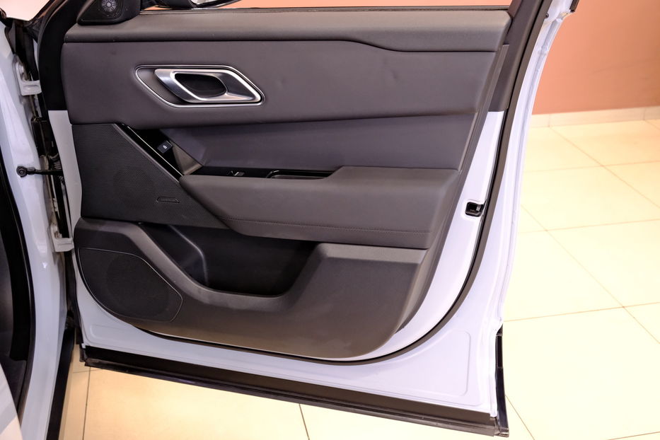 Продам Land Rover Velar 2023 года в Одессе