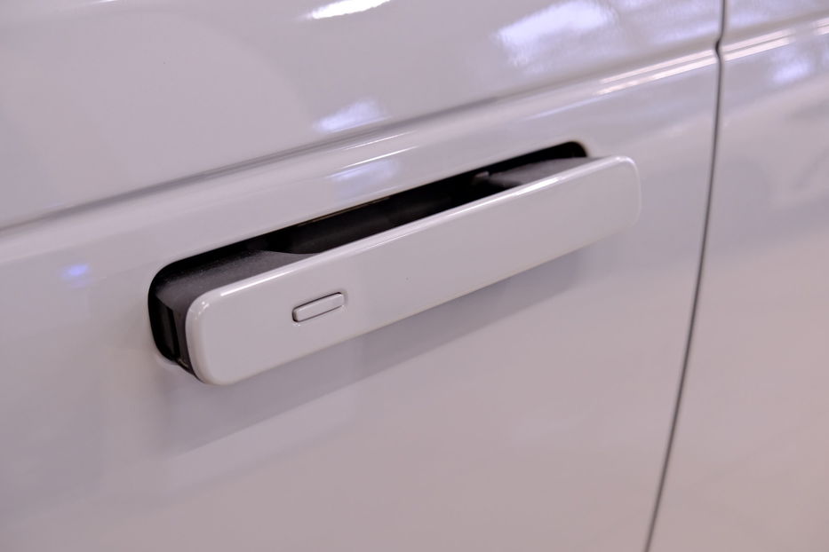 Продам Land Rover Velar 2023 года в Одессе