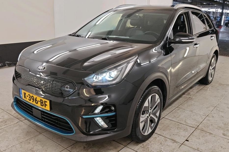 Продам Kia Niro 64кт авто в дорозі 2020 года в Львове