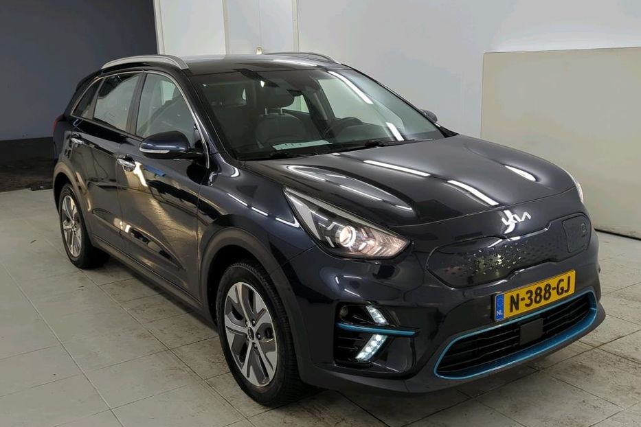 Продам Kia Niro 64квт авто в дорозі 2021 года в Львове