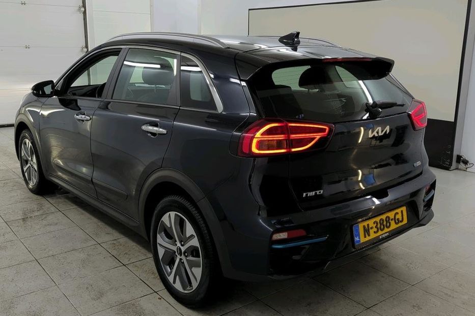 Продам Kia Niro 64квт авто в дорозі 2021 года в Львове