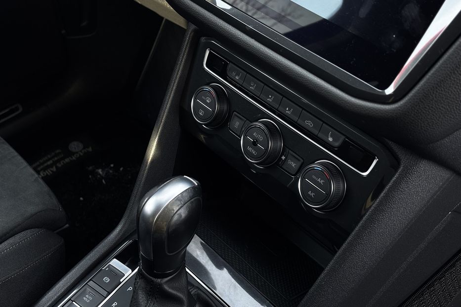 Продам Volkswagen Tiguan авто у Львові 2021 года в Львове