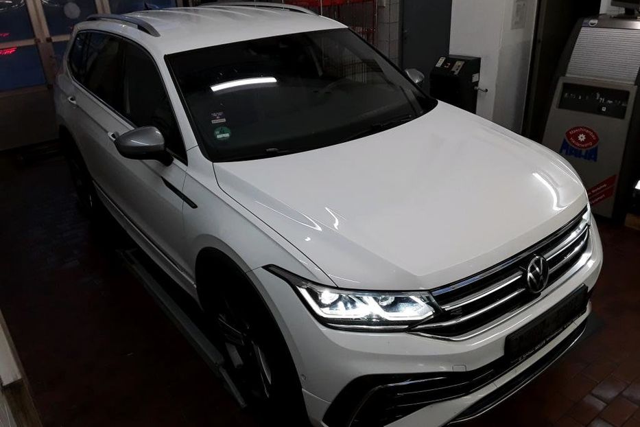 Продам Volkswagen Tiguan Allspace R-Line 4x4 147 v0347 2022 года в Луцке