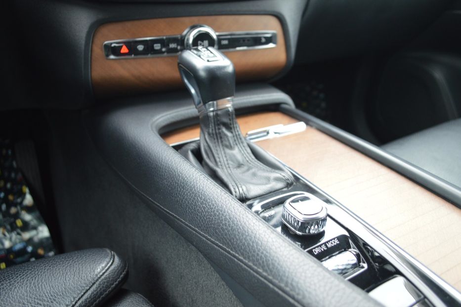 Продам Volvo XC90 2015 года в Одессе