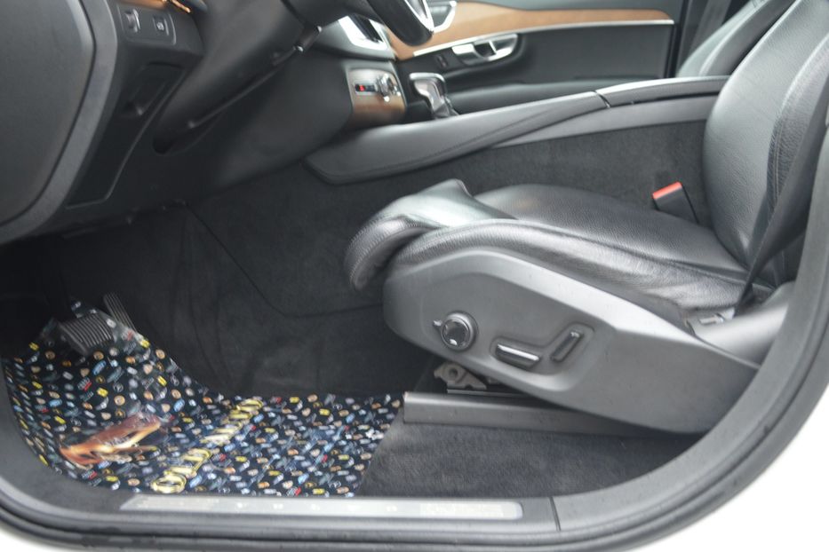 Продам Volvo XC90 2015 года в Одессе