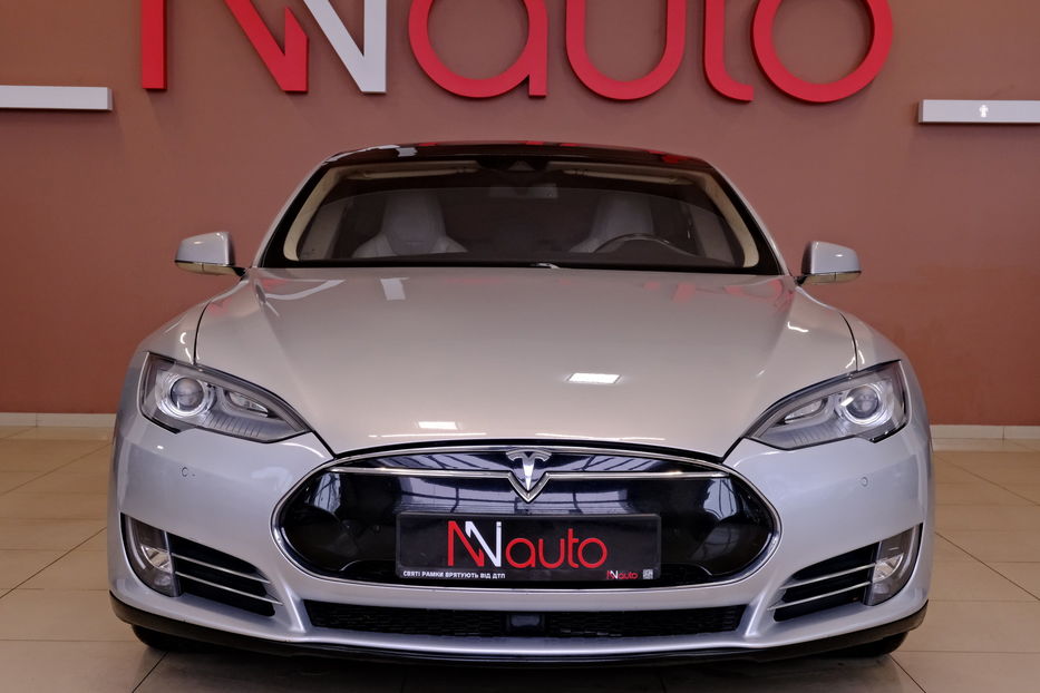Продам Tesla Model S 2015 года в Одессе