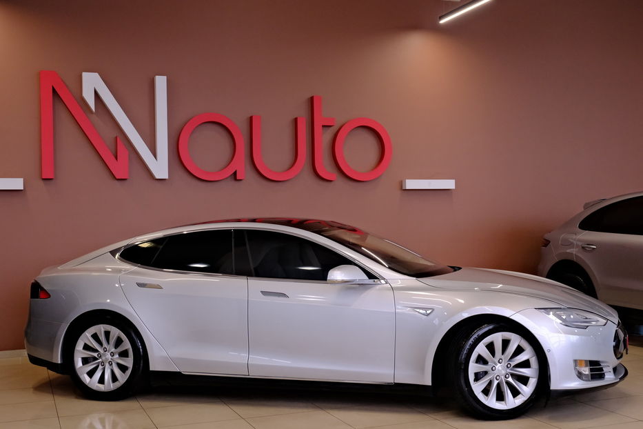 Продам Tesla Model S 2015 года в Одессе