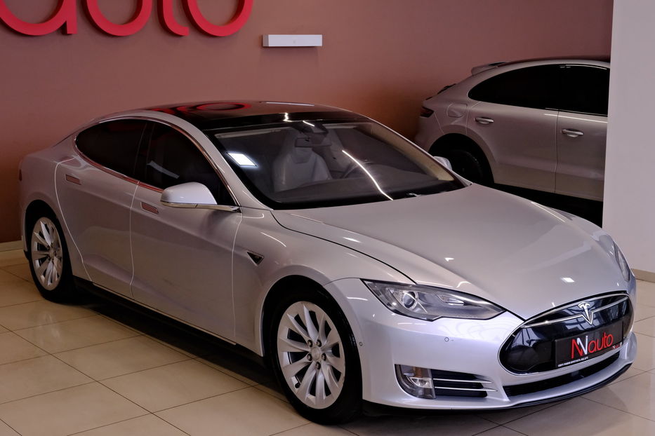 Продам Tesla Model S 2015 года в Одессе