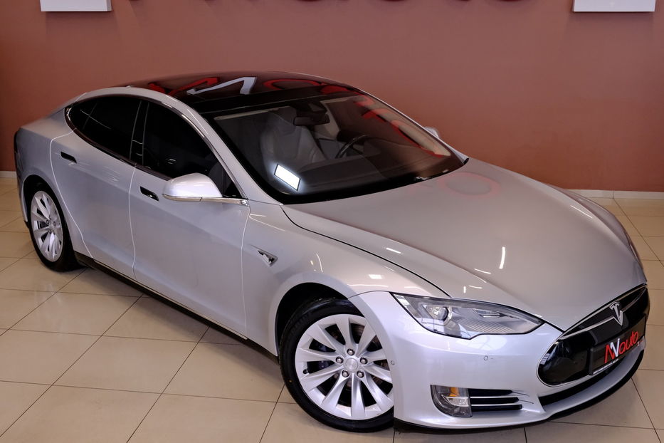 Продам Tesla Model S 2015 года в Одессе