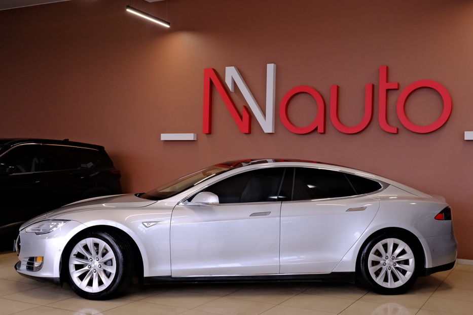 Продам Tesla Model S 2015 года в Одессе
