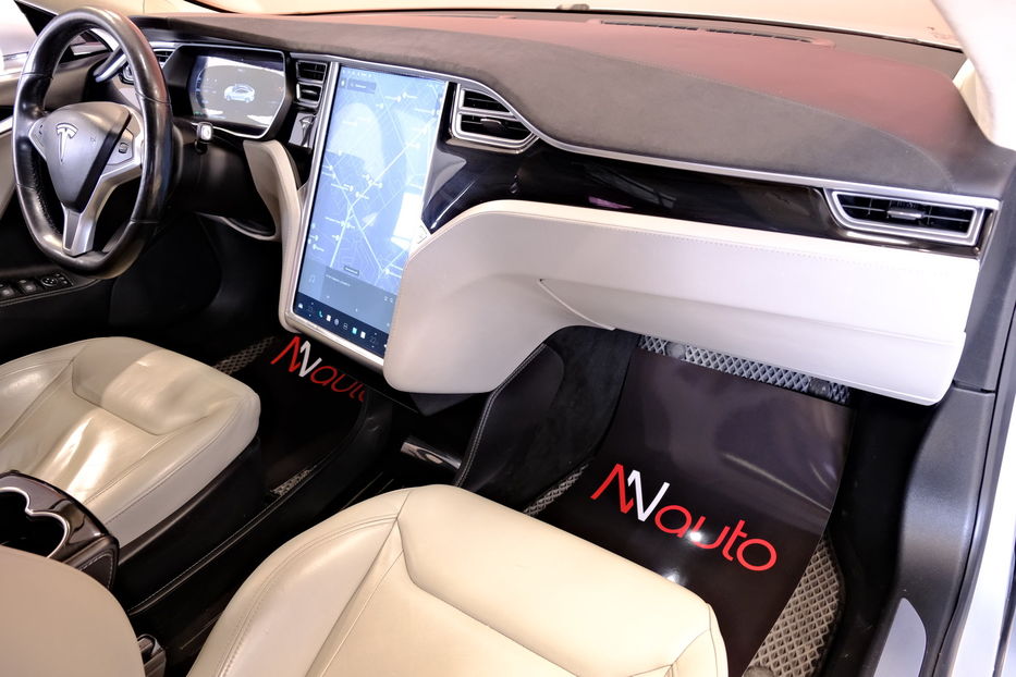 Продам Tesla Model S 2015 года в Одессе