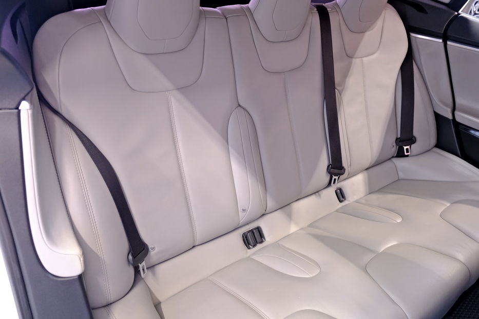 Продам Tesla Model S 2015 года в Одессе